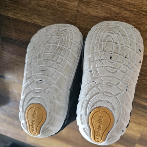 Stride Rite Oliver Shoes 5M - Picture 2 of 4
